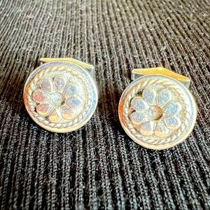 Skillet plated cufflinks